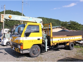 道路標識工事車（ユニック車）